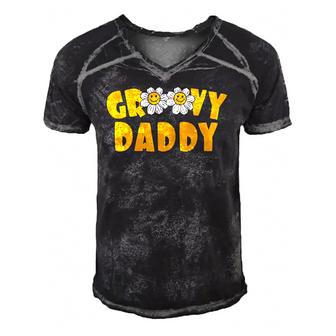 Groovy Daddy Retro Matching Family Fathers Day 2022 Costume Men's Short Sleeve V-neck 3D Print Retro Tshirt | Mazezy