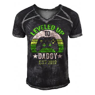 Leveled Up To Daddy 2022 Promoted To Daddy Est 2022 Gift Men's Short Sleeve V-neck 3D Print Retro Tshirt | Mazezy