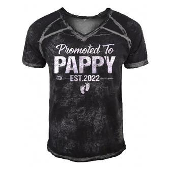Mens Promoted To Pappy Est2022 Fathers Day First Pappy Grandpa Men's Short Sleeve V-neck 3D Print Retro Tshirt | Mazezy