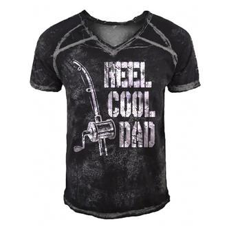 Mens Reel Cool Dad Fishing Daddy Mens Fathers Day Gift Idea Men's Short Sleeve V-neck 3D Print Retro Tshirt