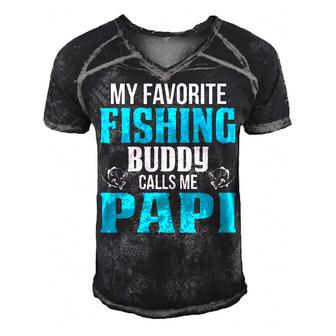 Papi Grandpa Fishing Gift My Favorite Fishing Buddy Calls Me Papi Men's Short Sleeve V-neck 3D Print Retro Tshirt - Seseable
