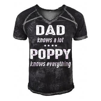 Poppy Grandpa Gift Poppy Knows Everything Men's Short Sleeve V-neck 3D Print Retro Tshirt - Seseable