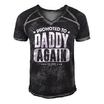 Promoted To Daddy Again 2022 Baby Announcement For Husband Men's Short Sleeve V-neck 3D Print Retro Tshirt | Mazezy