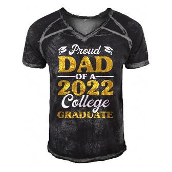 Proud Dad Of 2022 College Graduate S Daddy Graduation Men's Short Sleeve V-neck 3D Print Retro Tshirt | Mazezy