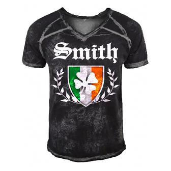 Smith Family Shamrock Crest Vintage Distressed Essential T Shirt Men's Short Sleeve V-neck 3D Print Retro Tshirt - Seseable