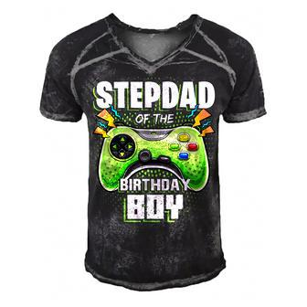 Stepdad Of The Birthday Boy Matching Family Video Game Party Men's Short Sleeve V-neck 3D Print Retro Tshirt - Seseable