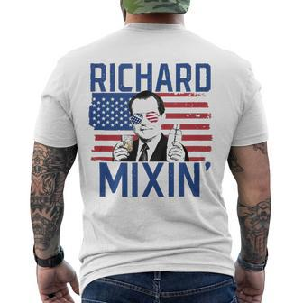 Richard Mixin 4Th Of July Drinking President Nixon Men's Back Print T-shirt | Mazezy