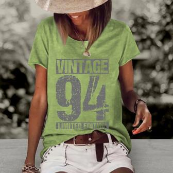 28 Years Old Vintage 1994 28Th Birthday Decoration Men Women Women's Short Sleeve Loose T-shirt | Mazezy