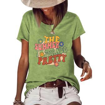 The Summer I Turned Pretty Flowers Daisy Retro Vintage Women's Loose T-shirt - Seseable