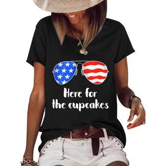 Here For The Cupcakes Mom Or Dad - Funny Family 4Th Of July Women's Short Sleeve Loose T-shirt - Seseable