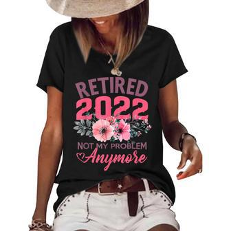 Retired 2022 Retirement Gifts For Women 2022 Cute Pink Women's Short Sleeve Loose T-shirt | Mazezy