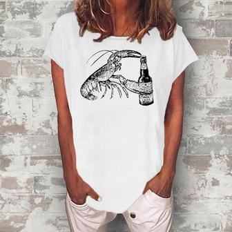 Beer Drinking Lobster Craft Beer Women's Loosen T-Shirt | Mazezy