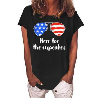 Here For The Cupcakes Mom Or Dad - Funny Family 4Th Of July Women's Loosen Crew Neck Short Sleeve T-Shirt - Seseable