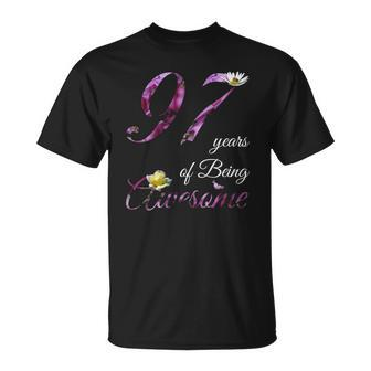 97 Years Old Awesome Floral 1925 97Th Birthday Gift Unisex T-Shirt | Mazezy