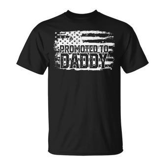 Daddy Dad American Flag 4Th Of July Pregnancy Announcement Unisex T-Shirt - Seseable