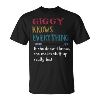 Giggy Grandma Giggy Knows Everything T-Shirt - Seseable