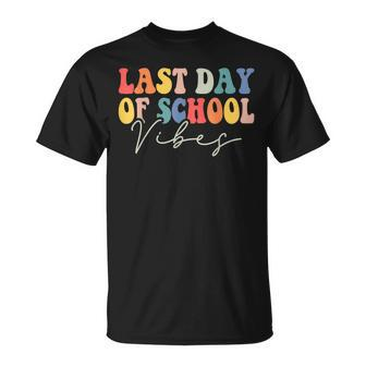 Last Day Of School Vibes Cool Teacher Student Graduation T-shirt - Thegiftio UK