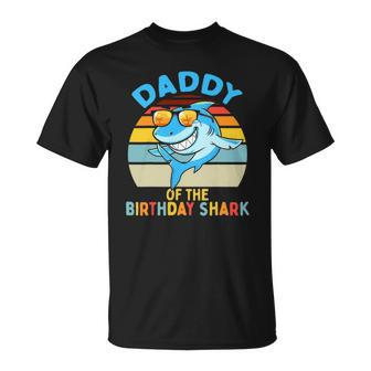 Mens Daddy Of The Shark Birthday Dad Matching Family Unisex T-Shirt | Mazezy