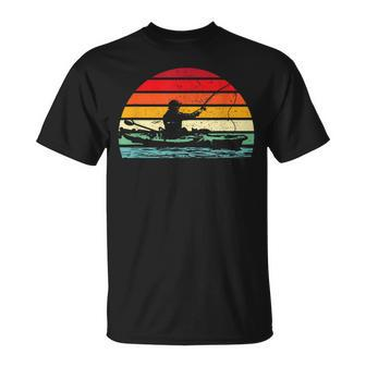 Retro Kayak Fisherman | Kayaking Fishing | Kayaker Cool Gift Unisex T-Shirt - Seseable