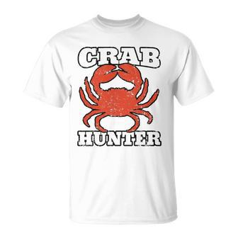 Crab Hunter Seafood Hunting Crabbing Lover Claws Shellfish Unisex T-Shirt | Mazezy