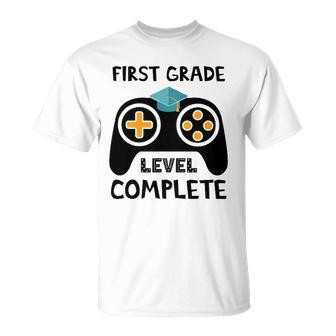 Funny First Grade Level Complete 2022 Last Day End Of School Unisex T-Shirt | Mazezy