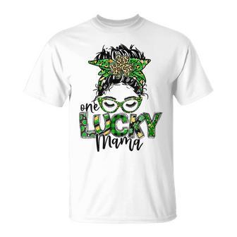 One Lucky Mama St Patricks Day Leopard Messy Bun Unisex T-Shirt | Favorety CA