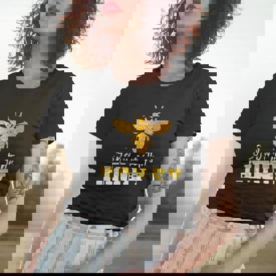 Beekeeper T-Shirt - Funny Show Me The Honey - Bees Beekeeper T-Shirt - Funny Show Me The Honey - Bees