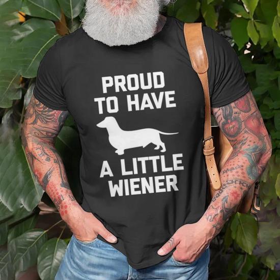 Funny Guy T-shirts - I Trip Over My Wiener T-shirt - Guy Humour T-shirt -  Gifts For Dad - Gifts for Guys - Daschound T-shirt