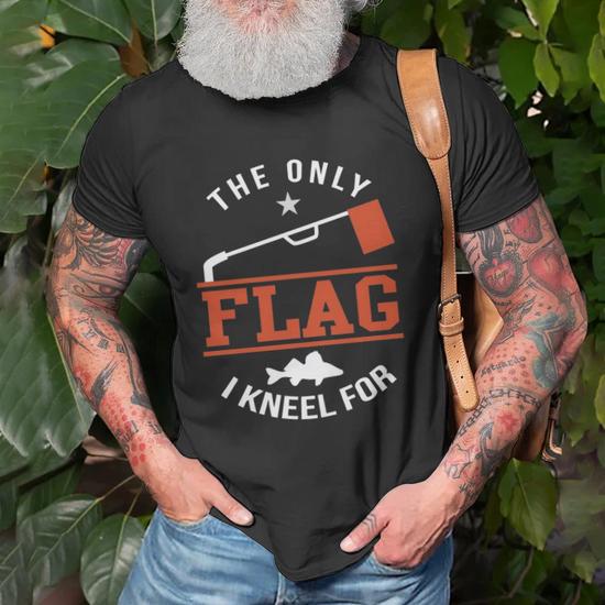 Flag I Kneel For Ice Fishing Fisherman Gift Ideas' Men's T-Shirt