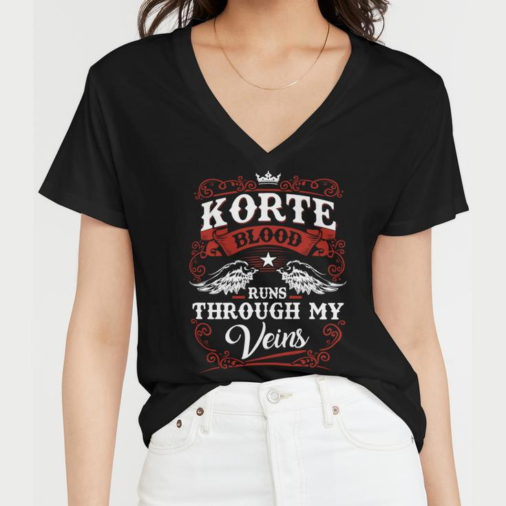 Korte Name Shirt Korte Family Name V2 Women V-Neck T-Shirt
