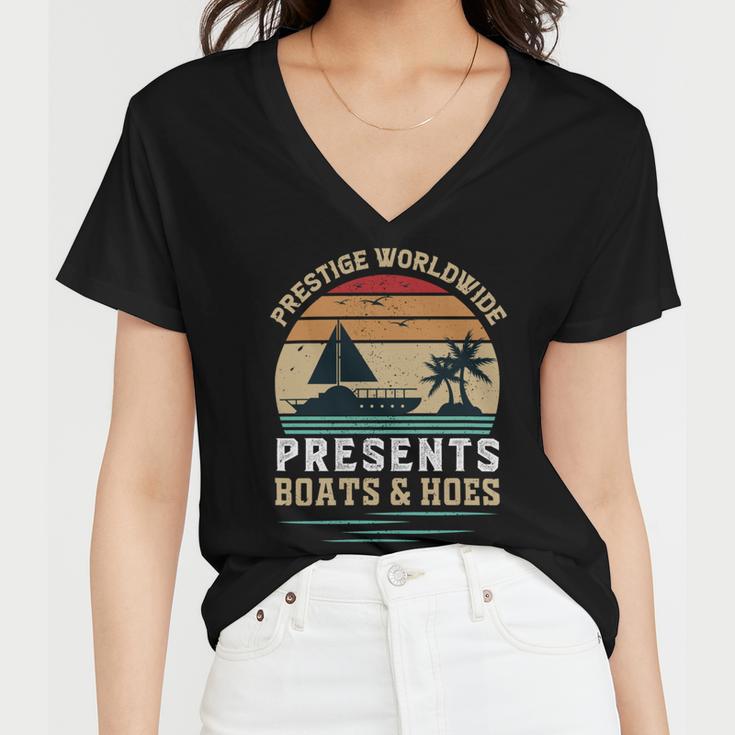 Prestigeworldwide Presentsboats Andhoes Vintage Funny Boating Boating Gifts Women V-Neck T-Shirt