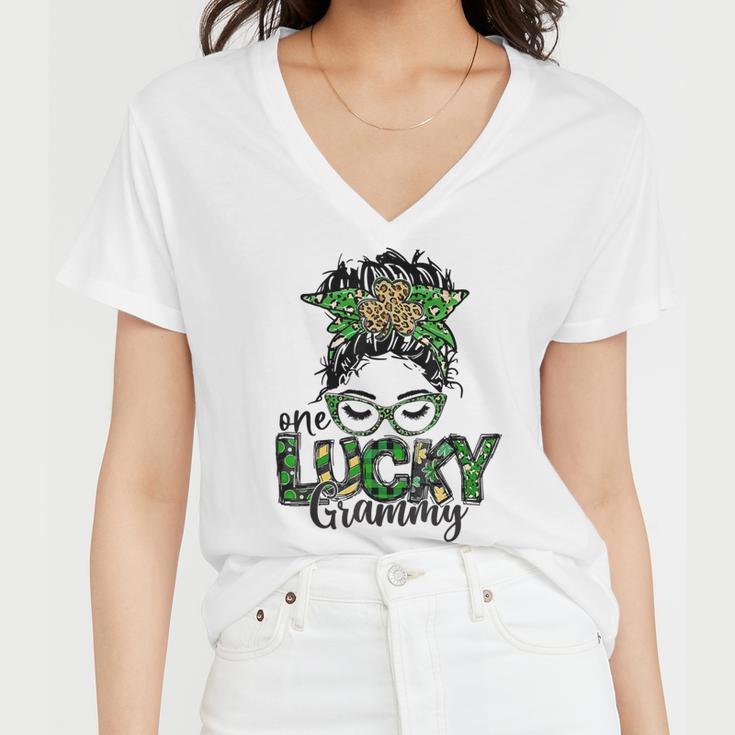 One Lucky Grammy St Patricks Day Messy Bun Leopard Women V-Neck T-Shirt