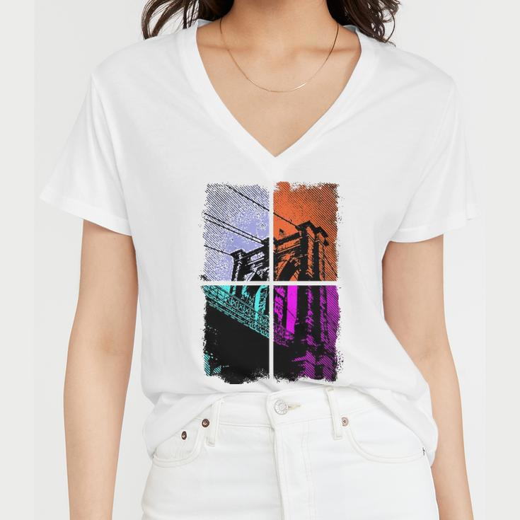 Retro Brooklyn Bridge Nyc Vintage Distressed Women V-Neck T-Shirt