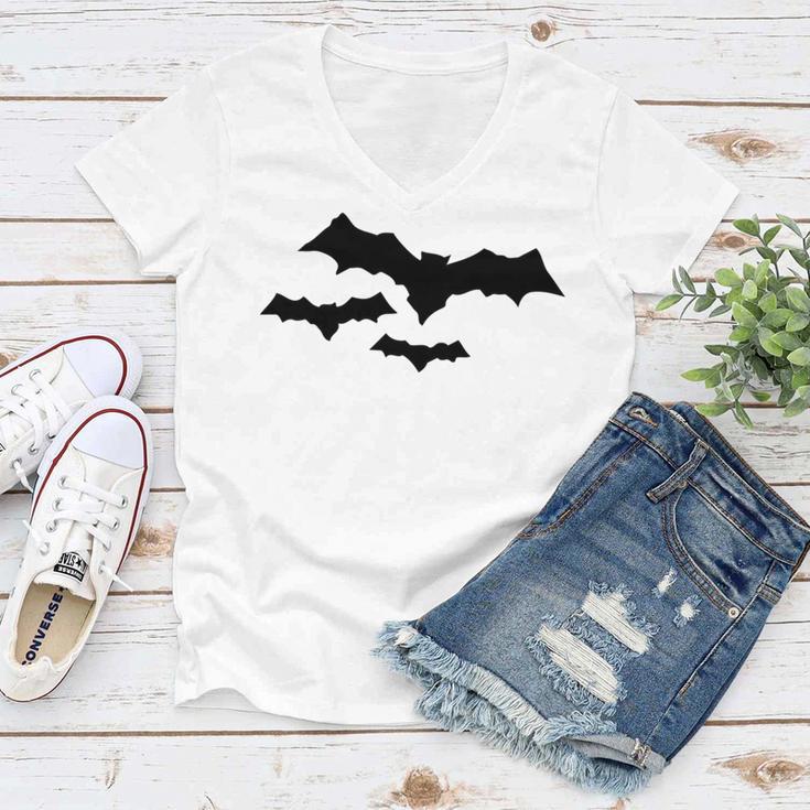 Halloween Scary Vampire Bats Pattern Women V-Neck T-Shirt