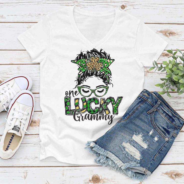 One Lucky Grammy St Patricks Day Messy Bun Leopard Women V-Neck T-Shirt