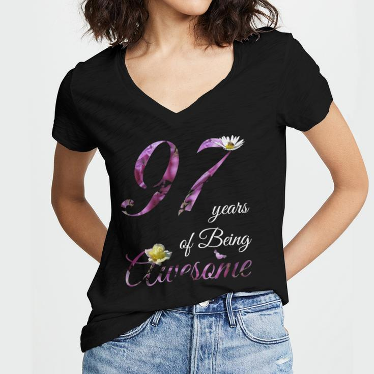 97 Years Old Awesome Floral 1925 97Th Birthday Gift Women V-Neck T-Shirt