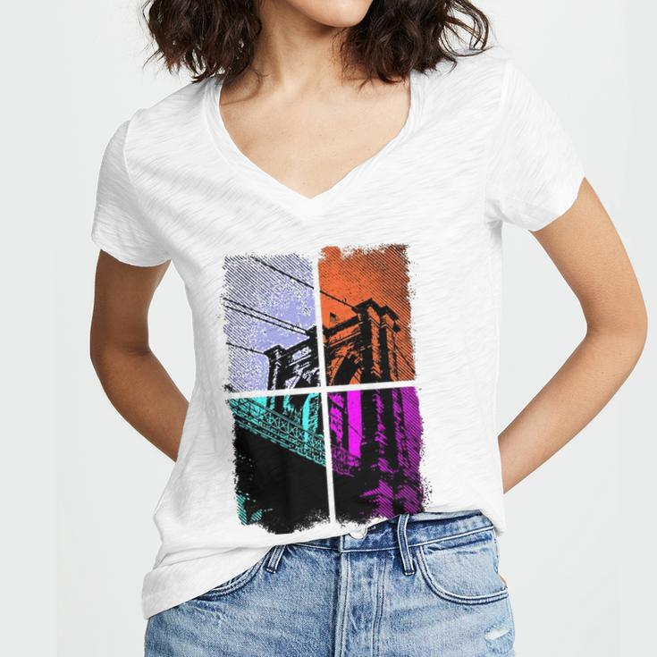 Retro Brooklyn Bridge Nyc Vintage Distressed Women V-Neck T-Shirt