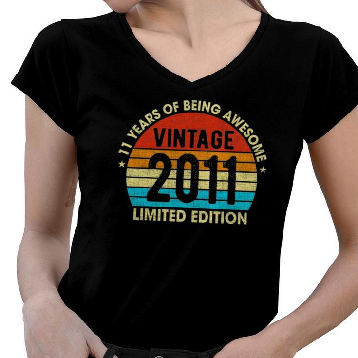 11 Years Old Vintage 2011 Limitededition Retro 11Th Birthday Women V-Neck T-Shirt