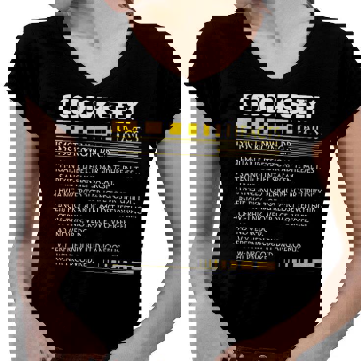 Cooksey Name Gift   Cooksey Facts Women V-Neck T-Shirt