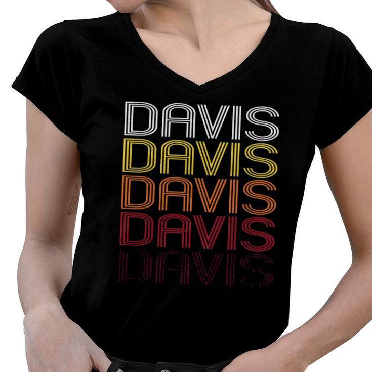 Davis Retro Wordmark Pattern Vintage Style Women V-Neck T-Shirt