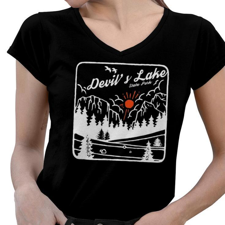 Devils Lake State Park Wisconsin Modern Cool Wi  Women V-Neck T-Shirt