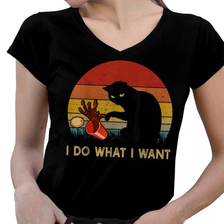 I Do What I Want Funny Black Cat Gifts For Women Men Vintage  Women V-Neck T-Shirt