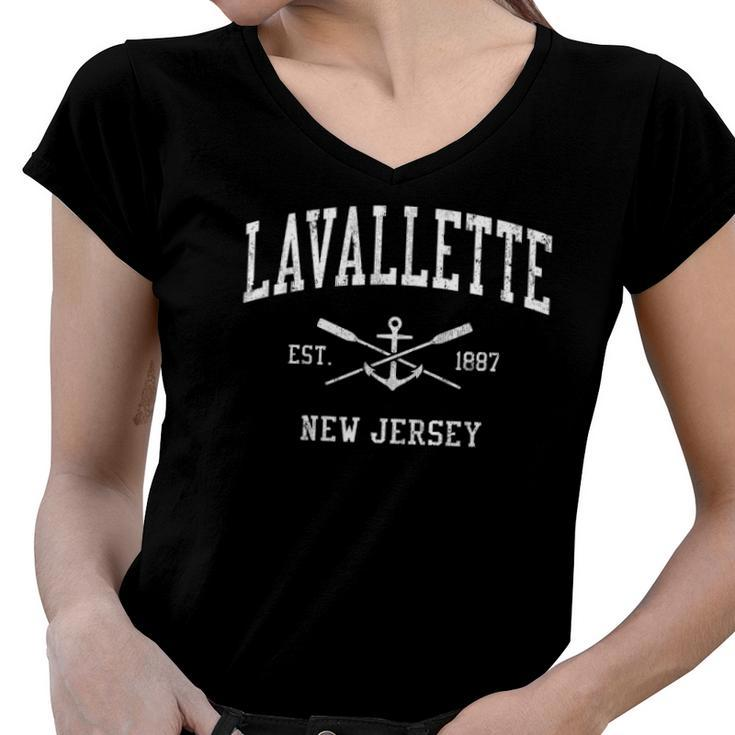 Lavallette Nj Vintage Crossed Oars & Boat Anchor Sports Women V-Neck T-Shirt
