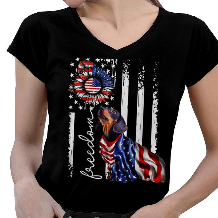 Patriotic 4Th Of July Weiner Dachshund Dog Freedom   Women V-Neck T-Shirt