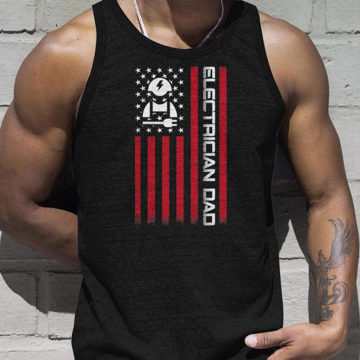 Mens 4Th Of July Us Flag Electrician Dad For Fathers Day Tank Top Gifts for Him