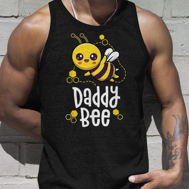 Family Bee Dad Daddy First Bee Day Outfit Birthday Unisex Tank Top Gifts for Him