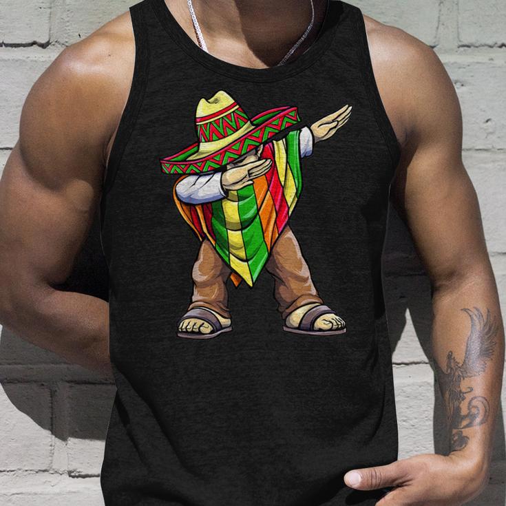 Funny Dabbing Taco Cinco De May Mexican Food V2 Unisex Tank Top Gifts for Him