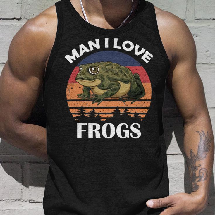 Man I Love Frogs Funny Retro Frog Unisex Tank Top Gifts for Him