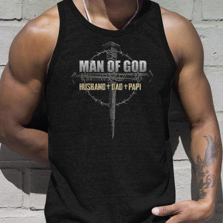 Man Of God Husband Dad Papi Vintage Fathers Day Gift Unisex Tank Top Gifts for Him