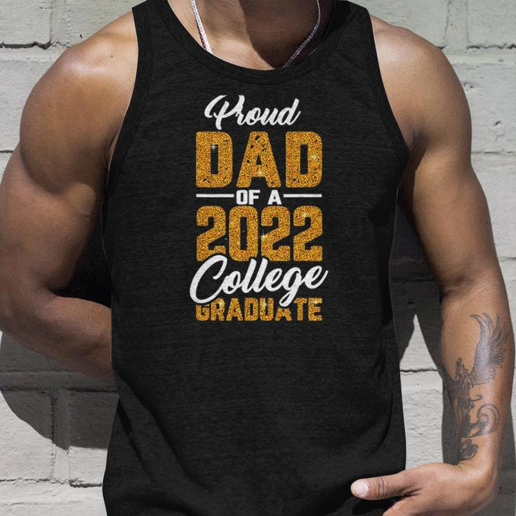 Mens Proud Dad Of A 2022 Graduate Graduation College Student Papa Tank Top Gifts for Him